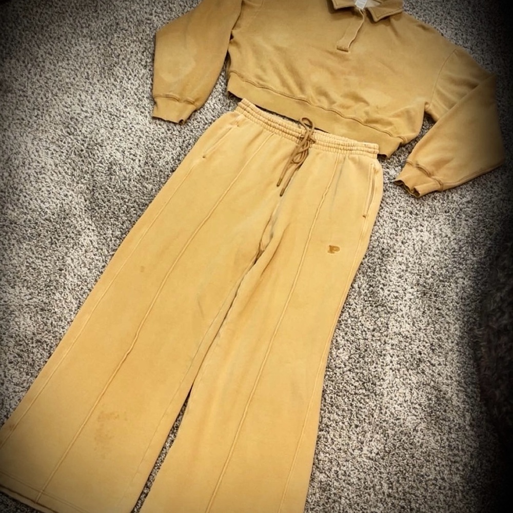 Victoria’s Secret PINK Camel Lounge Set-Small